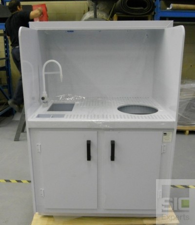Custom laboratory furniture Custom laboratory furniture