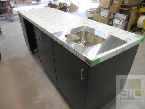 Stainless steel laboratory countertop SIC28295