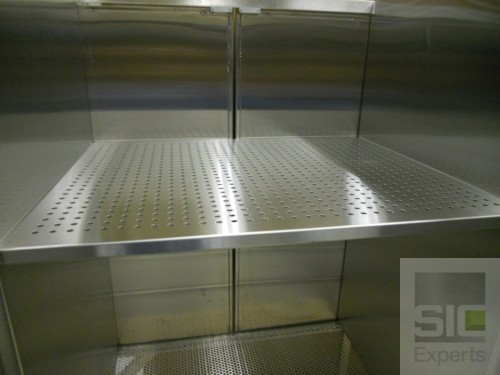 Stainless steel perforated shelf SIC30633