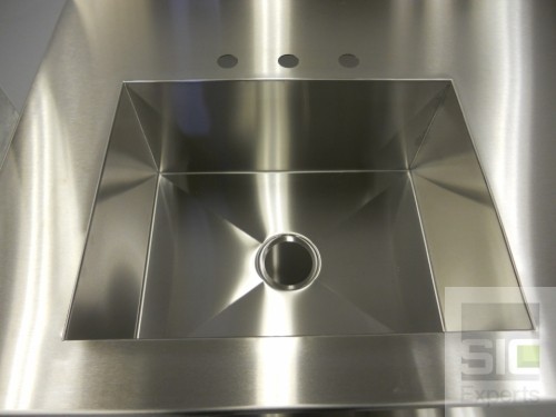 Custom stainless steel sink SIC30822B